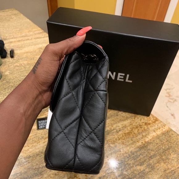 Chanel Flap Bag - Picture 5 of 16